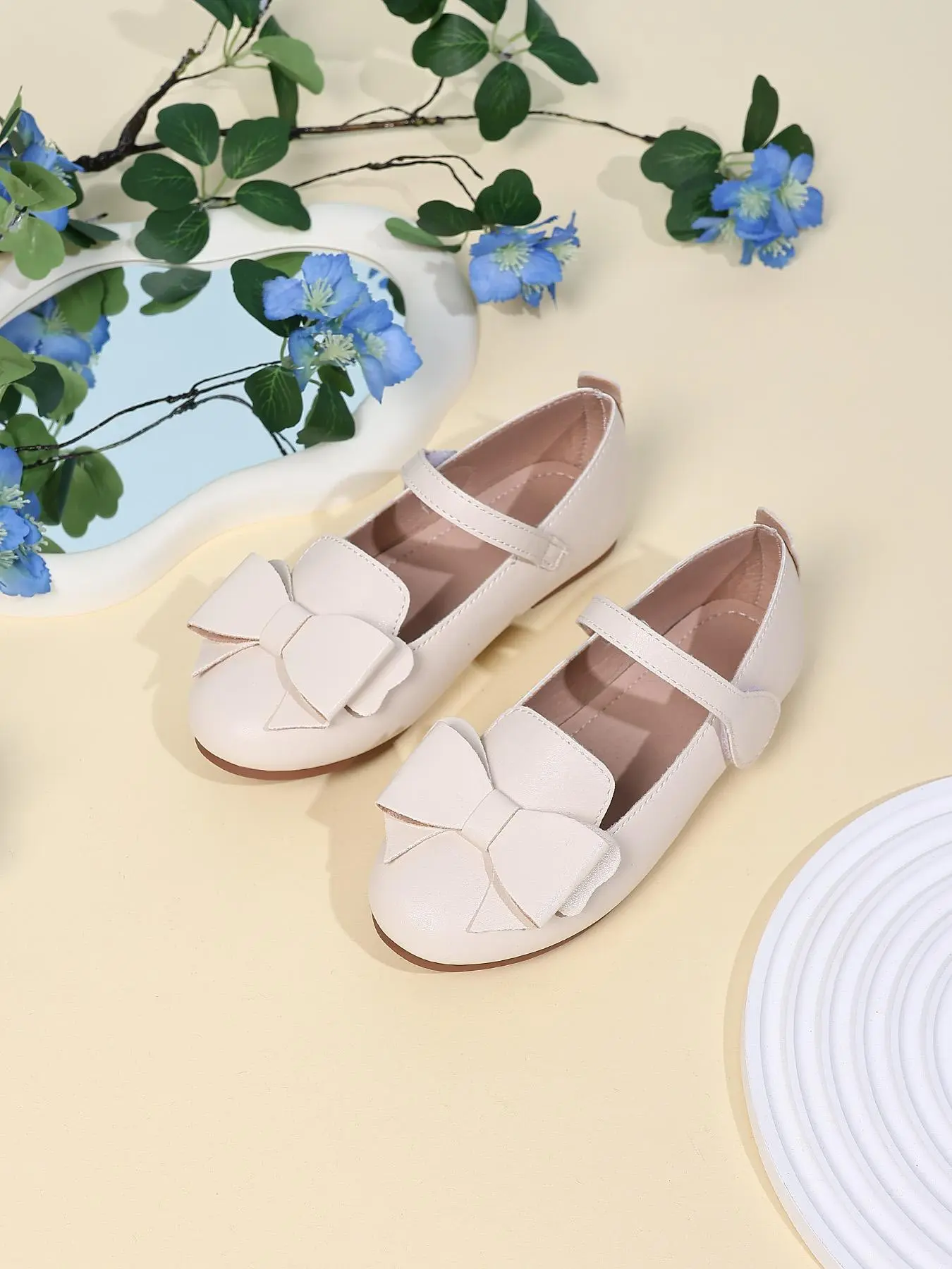 Girl's Cute Bowknot Design Flat Shoes, Casual Comfortable Princess Shoes for Daily Wear, Fashionable Shoes for Girls