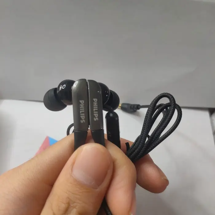 Headset Earphone HF phillips magnet megabass + mic