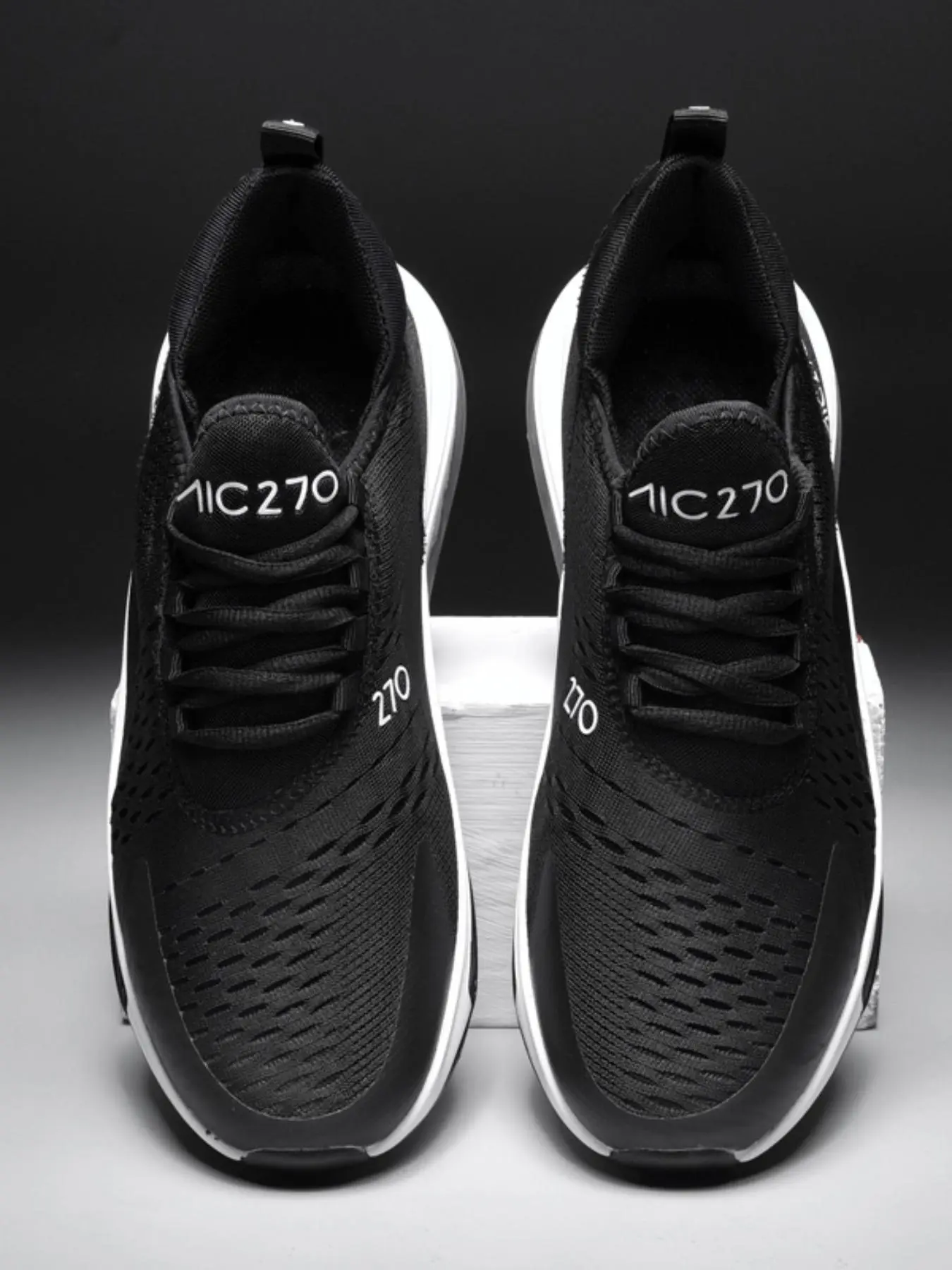 Men's Sporty Lace Up Low Top Sneakers, Casual Breathable Lightweight Mesh Sneakers, Fashionable Sneakers for Daily Wear