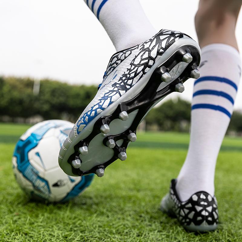 Professional soccer shoes kids football sneakers men women adult cleats grass training Sports futsal shoes 3