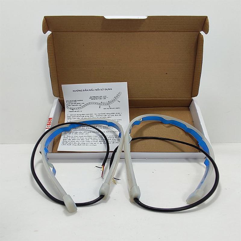 Hộp 2 đèn LED mí chảy đuổi AUDI dài 45cm gắn nhiều vị trí như demi xi nhan xe máy nguồn 12v