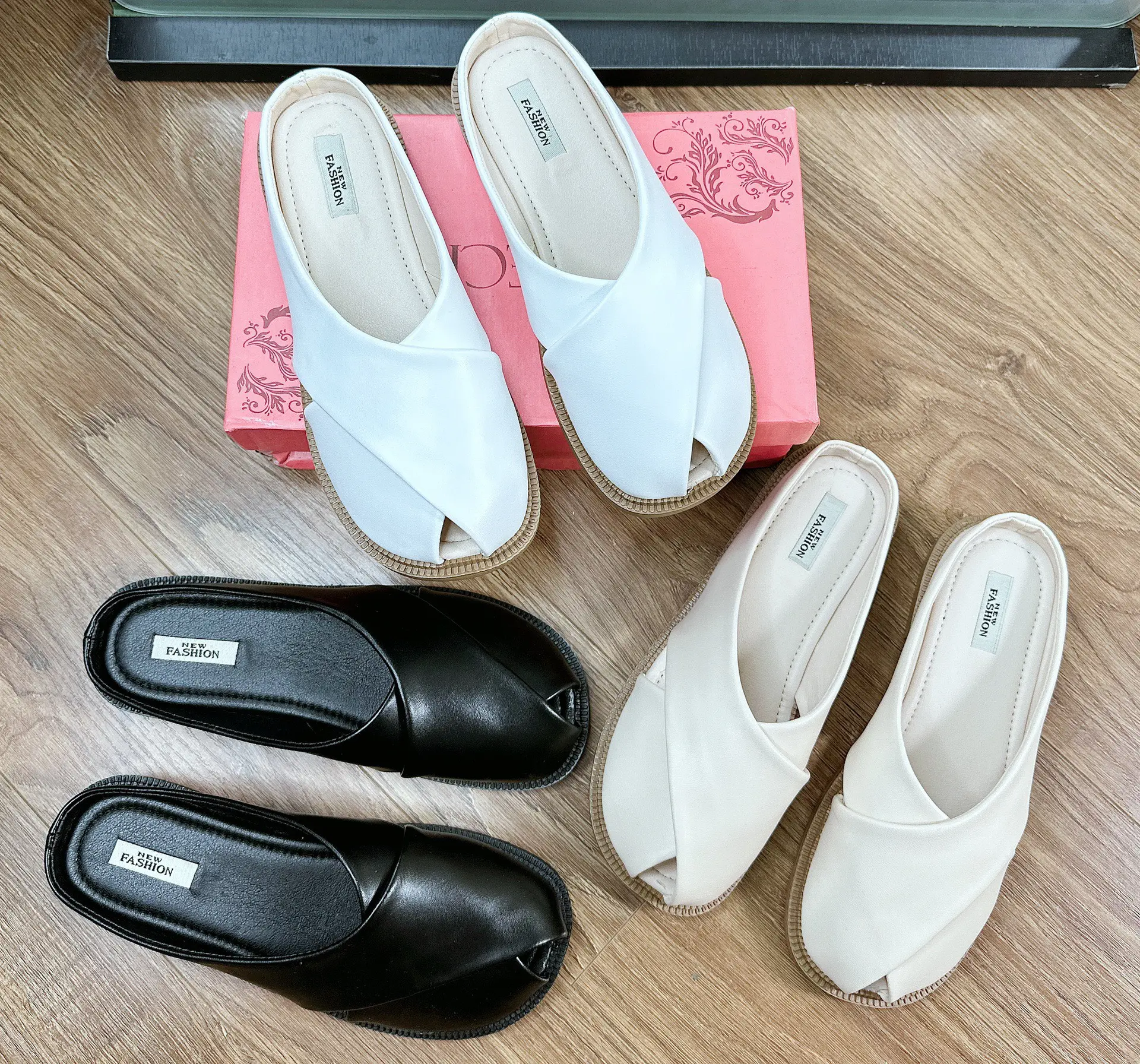 Dép bệt mũi tròn thời trang DéP Nữ Shoes GiàY SỤC CHÉO sục  búp bê