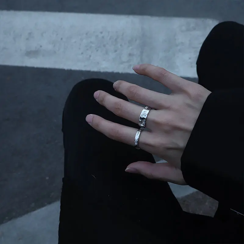 Original Corrosion Design Ring Non-Fading Niche Unisex High-End 2022 New Release Couple Style Ice Simple