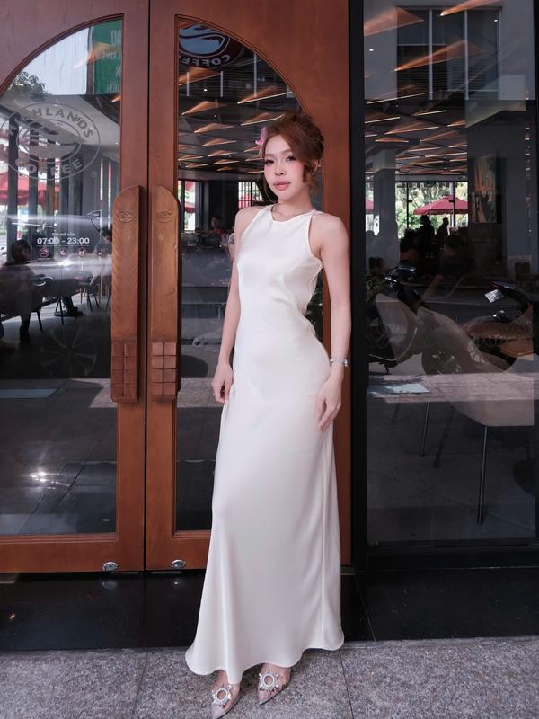 Đầm lụa Yếm dáng dài  ko dây kéo, lụa cao cấp Tô Châu, Size SML, giãn nhẹ ( LUA-7099) 5