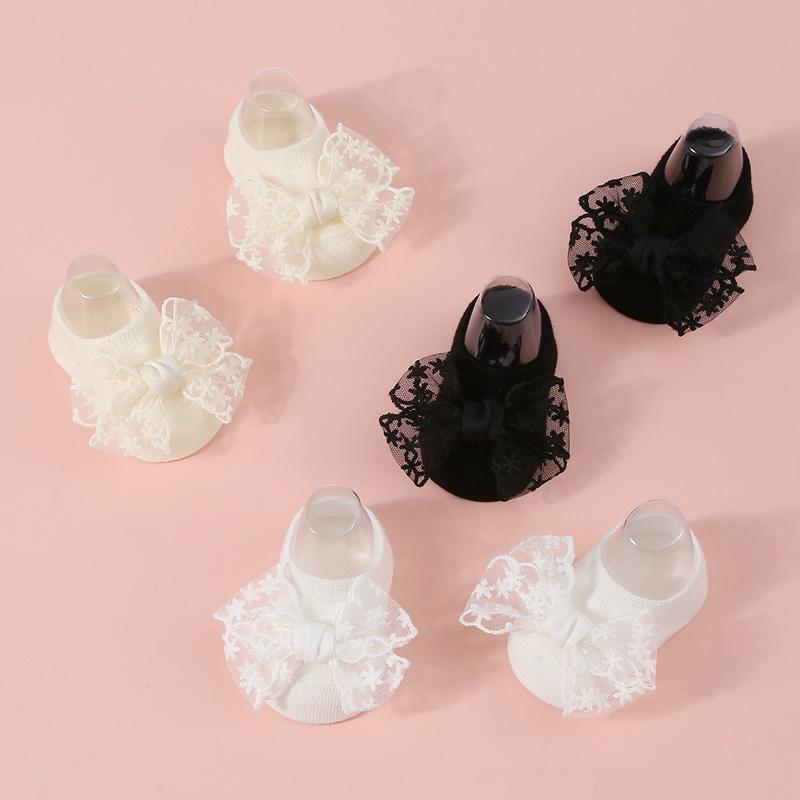 Product Introduction of Baby Girls Cute Socks with Headband Sets Lace Bow Knit Princess Socks for Party, Wedding, Baby Shower 2
