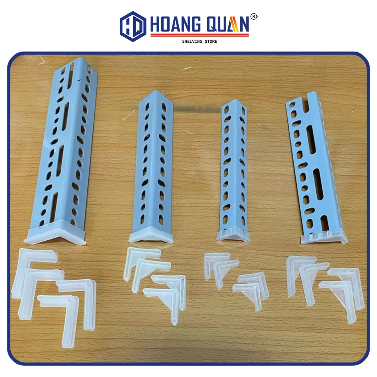 Bộ 4 Đế Nhựa Lót Chân Sắt V Lỗ - Nút Bịt Chân Kệ Sắt V Lỗ 3x3 4x4 3x5 4x6
