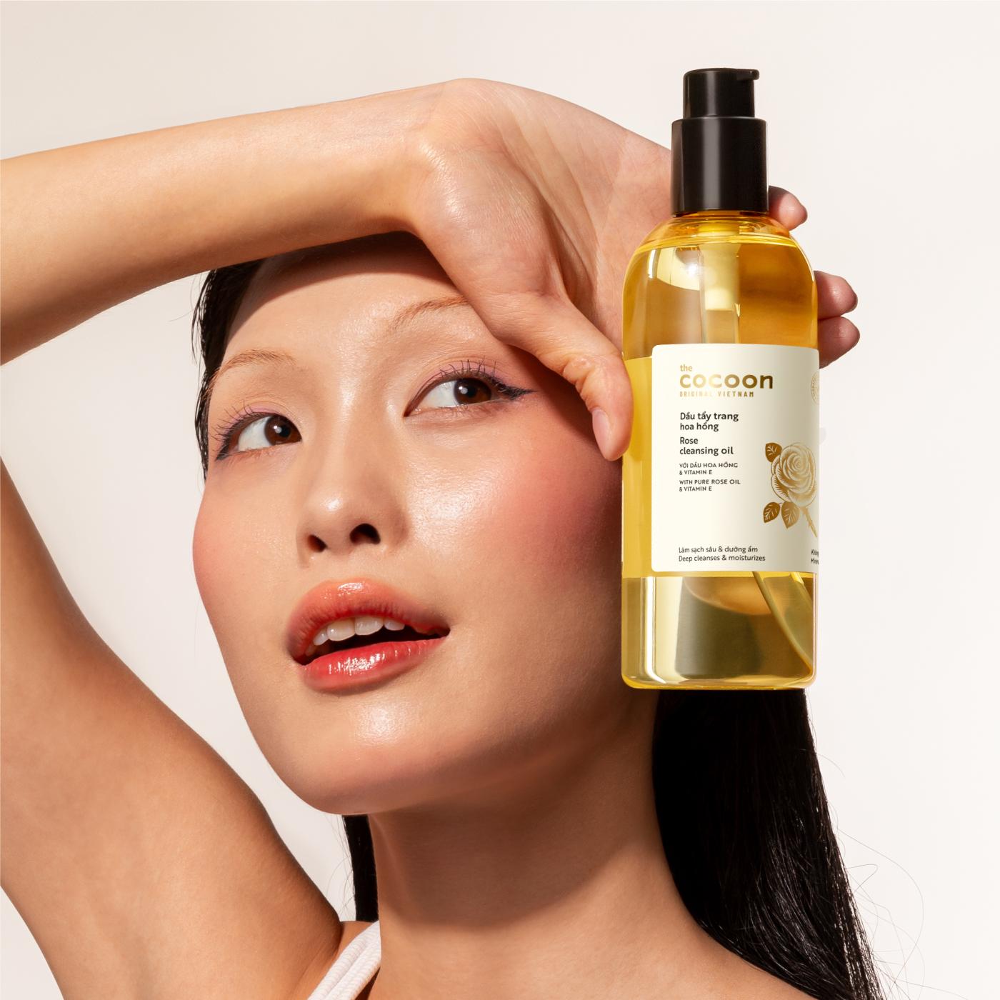Hình ảnh Bigsize Dầu tẩy trang hoa hồng Cocoon tẩy sạch makeup chuyên nghiệp & dưỡng ẩm 310ml 4