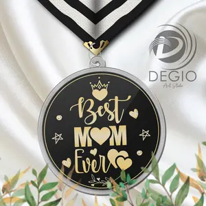 Medali Hadiah ulang tahun Best Mom dan Best Dad