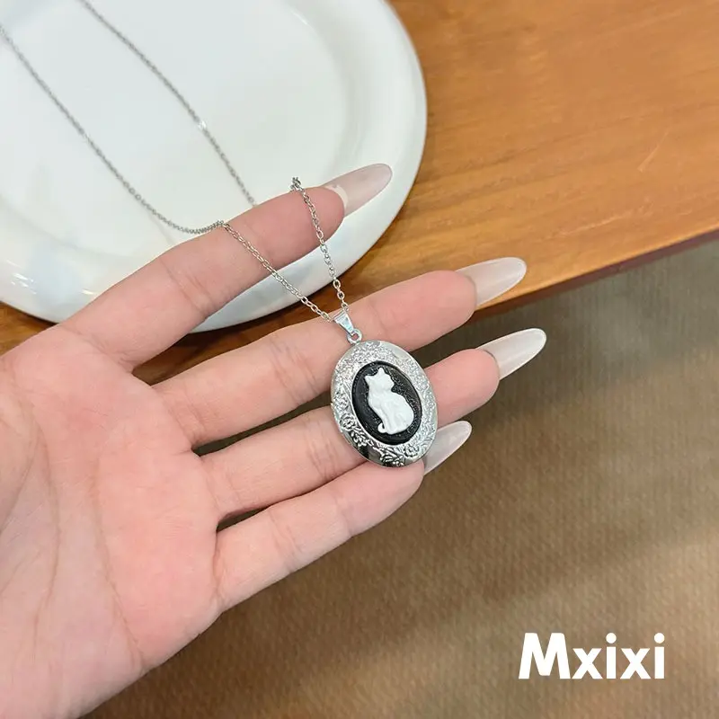 [Mxixi] Kalung Lebar Leher Perak Liontin Bingkai Oval Hiasan Kucing Lucu Q150