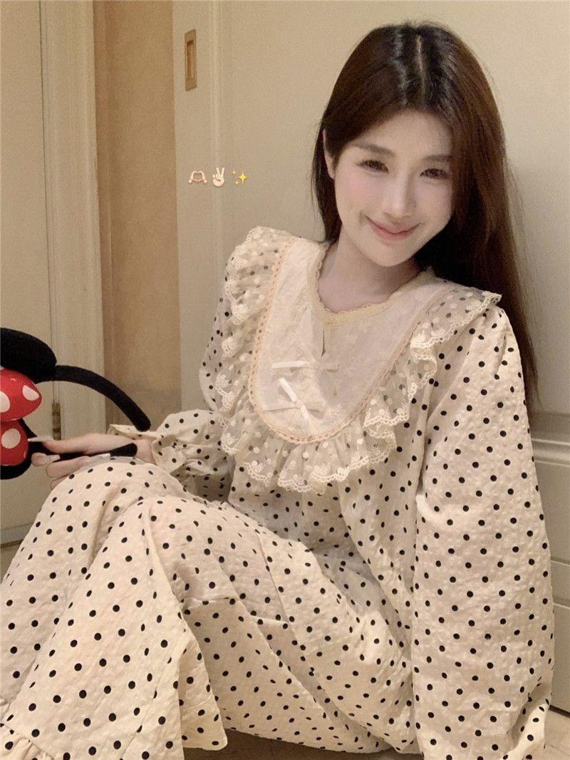 Product Introduction of Bộ Đồ Ngủ Chấm Bi Ren Ngọt Ngào Phong Cách Cung Điện, Dành Cho Nữ, Mùa Thu Và Mùa Đông, Quần Dài Dài Tay, Bộ Đồ Mặc Nhà Công Chúa, Hàng Mới Về Năm 2024 6