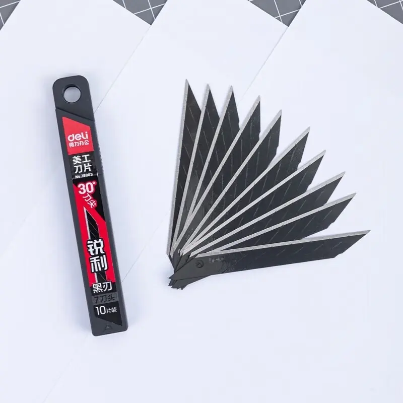 Lưỡi dao rọc giấy 30 độ deli thép carbon đen sắc bén