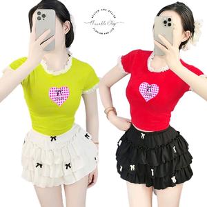 Set Outfit Áo Croptop Borip Ôm Body Form Basic Phối Ren In Hình Tim Caro Babe Phối Quần Tầng Len Gân Đính Nơ, Nữ Women Kem