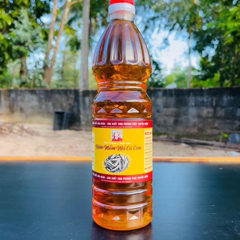 Nước mắm nhỉ cá cơm loại đặc biệt chai 950ml