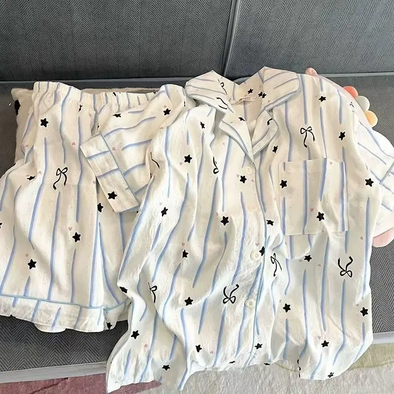 Bộ pijama đũi mây cộc tay sọc xanh họa tiết sao