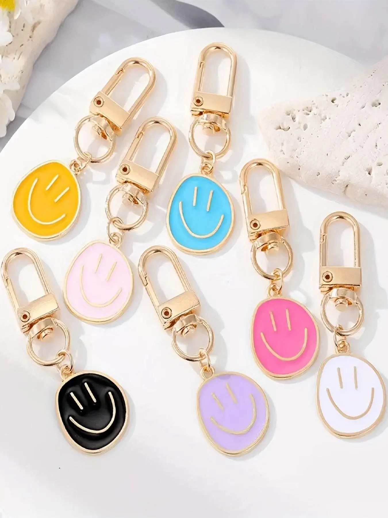 Cute Smile Face Design Keychain, 7pcs Fashionable Keychain for Women & Men for Daily Bag Decor, Trendy All-match & Exquisite Keychain for Birthday Gift, Pendants, Charms