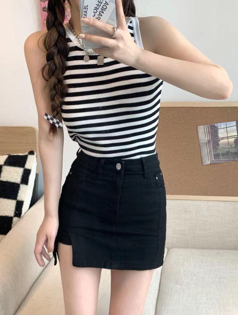 Product Introduction of Stretch Korean Style Denim Skirt Women's High Waist Anti-Exposure A- line Miniskirt and Divided Skirt Split Hip Skirt Summer 8