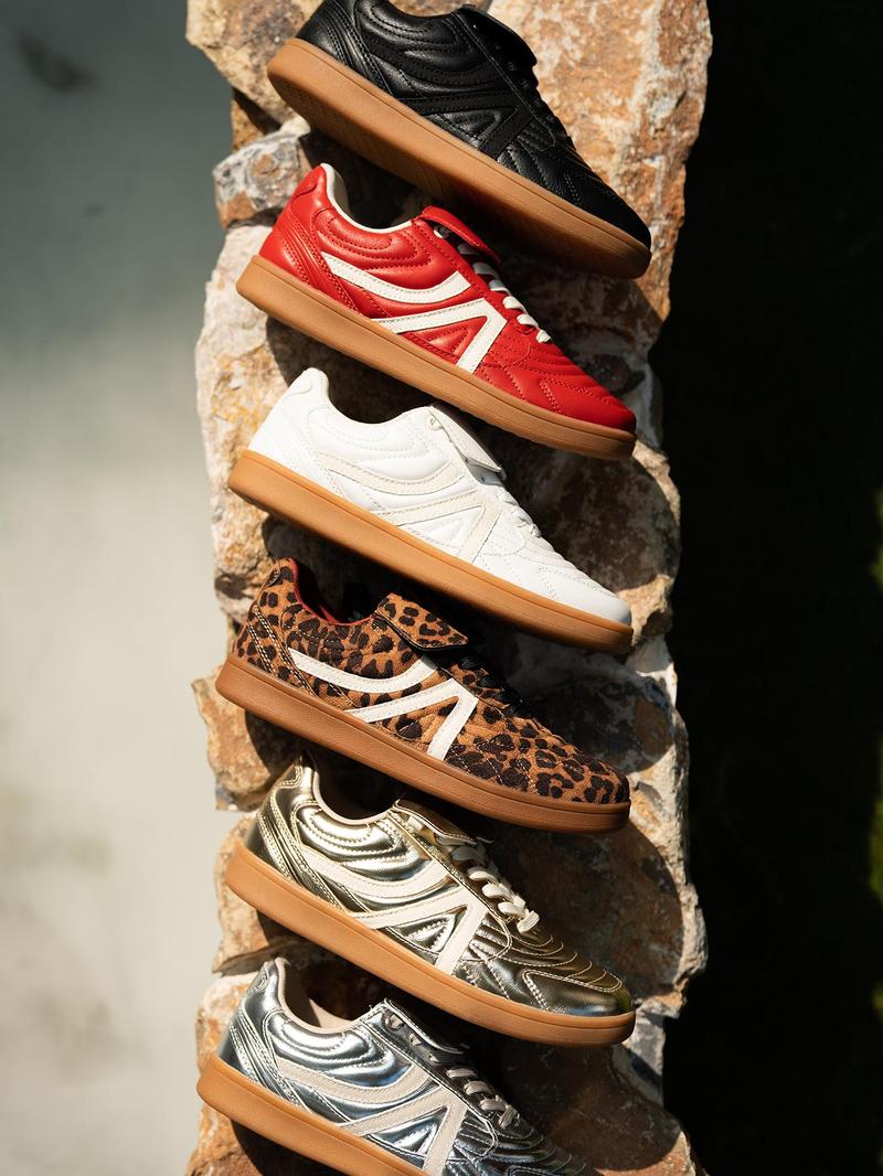 Product Introduction of Women's Fashionable Lace Up Low Top Sneakers, Casual Comfortable Sports Shoes for Daily Wear, Female All-match Round Toe Shoes for Daily Wear 7