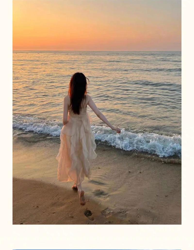 Product Introduction of 2025 French Style Beach Vacation Dress High-end Sanya Travel Outfit Super Fairy Small Stature Photo Spaghetti Strap Dress 11