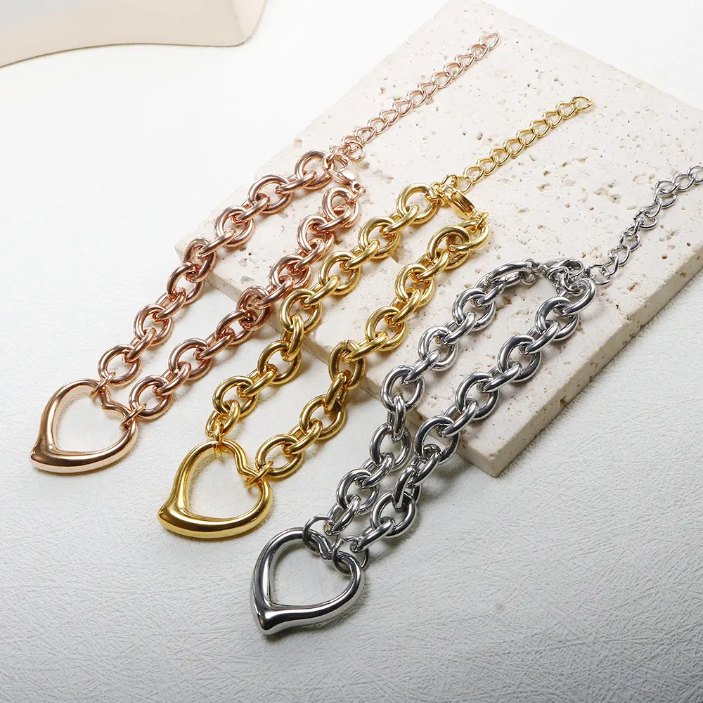 12.12 Hot selling Hollow Stainless Steel Heart Bracelet Fashionable Elegant Niche High Grade Bracelets for women chrome hearts  chain