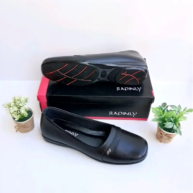 Sepatu Kerja Flat Wanita Kulit Asli Tanpa Hak Hitam Shoes 1