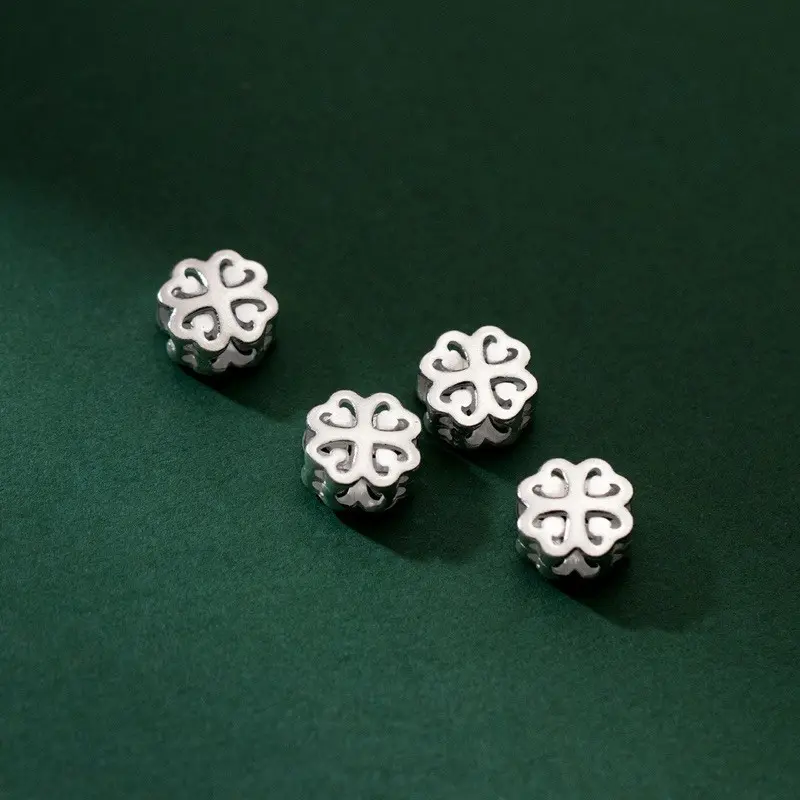 [GIÁ SỈ] BẠC 925: Charm bạc cỏ 4 lá cánh trái tim HTJEWELRY PH957 4