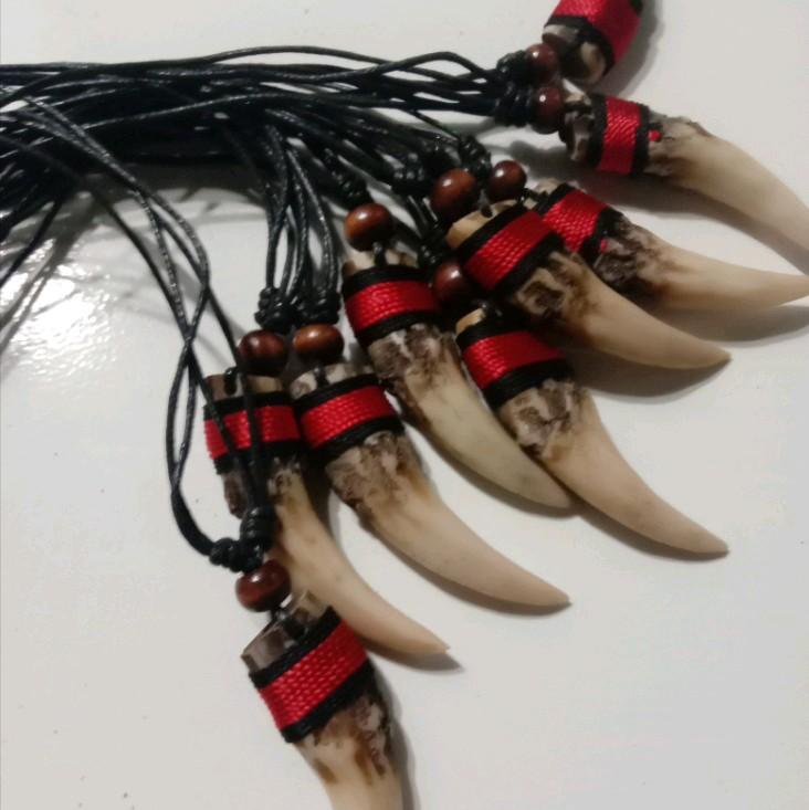 KALUNG TARING MACAN REPLIKA 3
