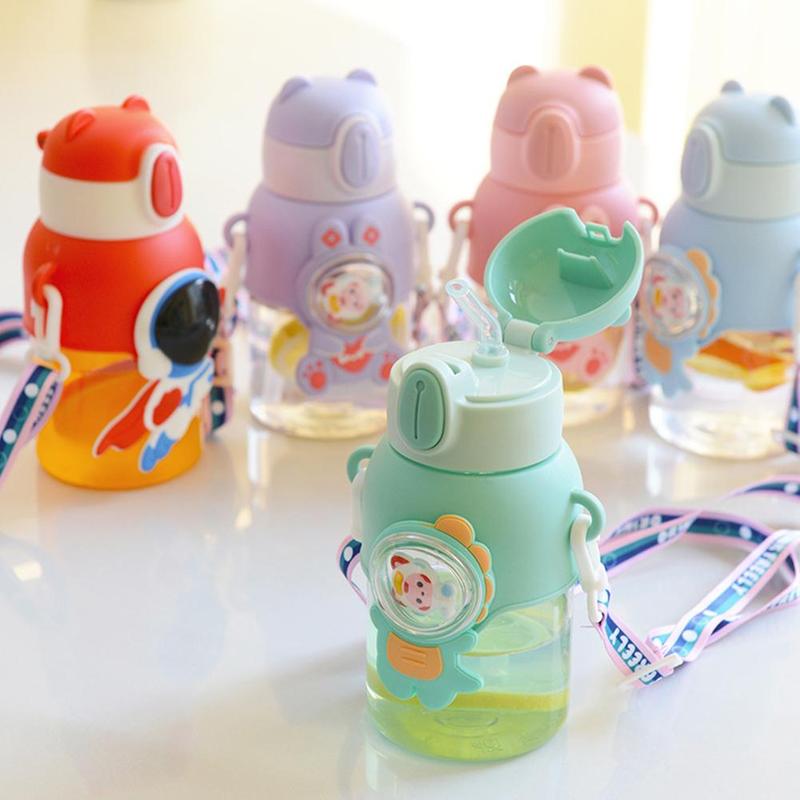 Product Introduction of Kawaii Children's Water Bottle With Straw And Shoulder Strap 600ml Cute Large Capacity Toddler Water Bottles 23