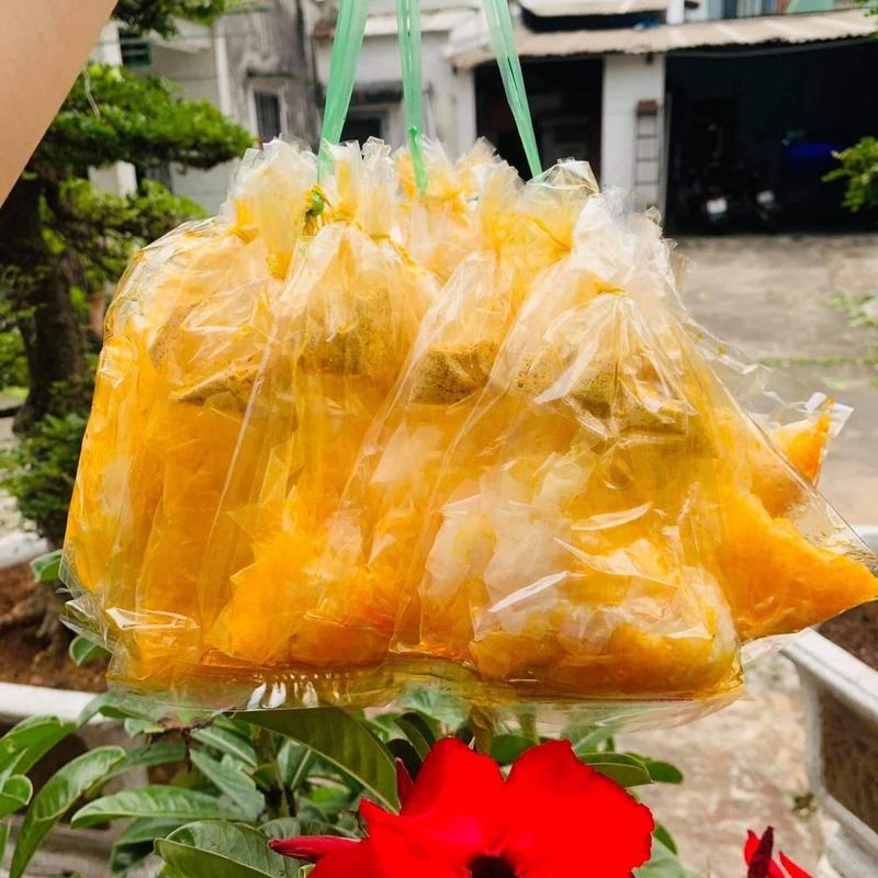 Set 50 bịch bánh tráng xâu vàng tuổi thơ Snack Ăn Vặt Food Thức Ăn