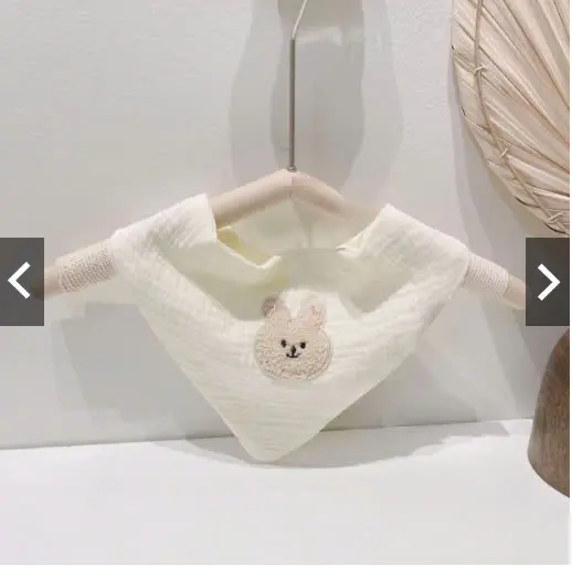 Bộ 3 yếm tam giác cho bé yêu có cúc bấm vải Muslin và Thêu hình mặt cười hoặc các con vật (chọn hình ib shop nhé) 1