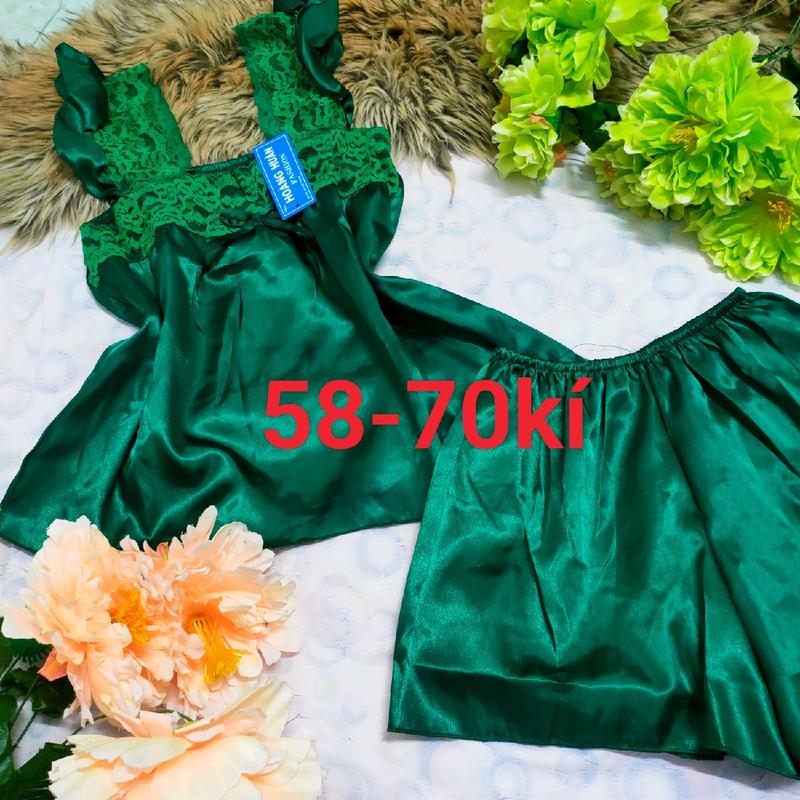  58kg-70kg  Bộ quần đùi áo tay nhí cổ phối ren vải phi bóng đồ ngủ 