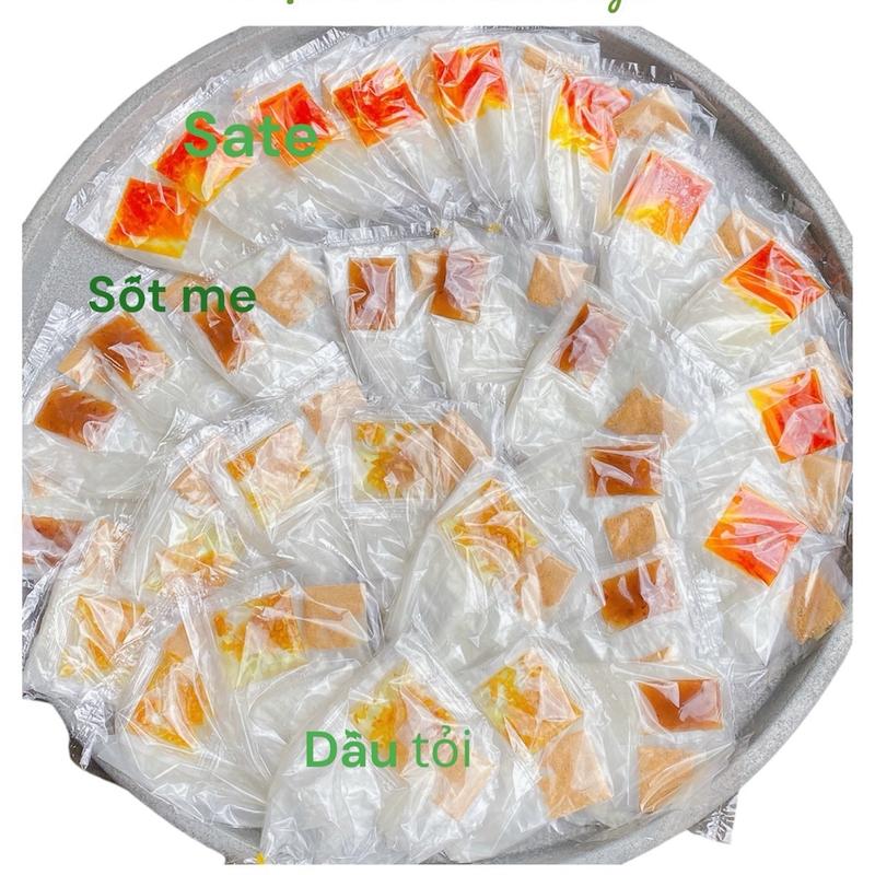 (Bánh Tráng 3 Vị) 30 Bịch Bánh Tráng Mini: 10 Gói Sate+ 10 Gói Sốt Me+ 10 Gói Dầu Tỏi, Ăn Vặt