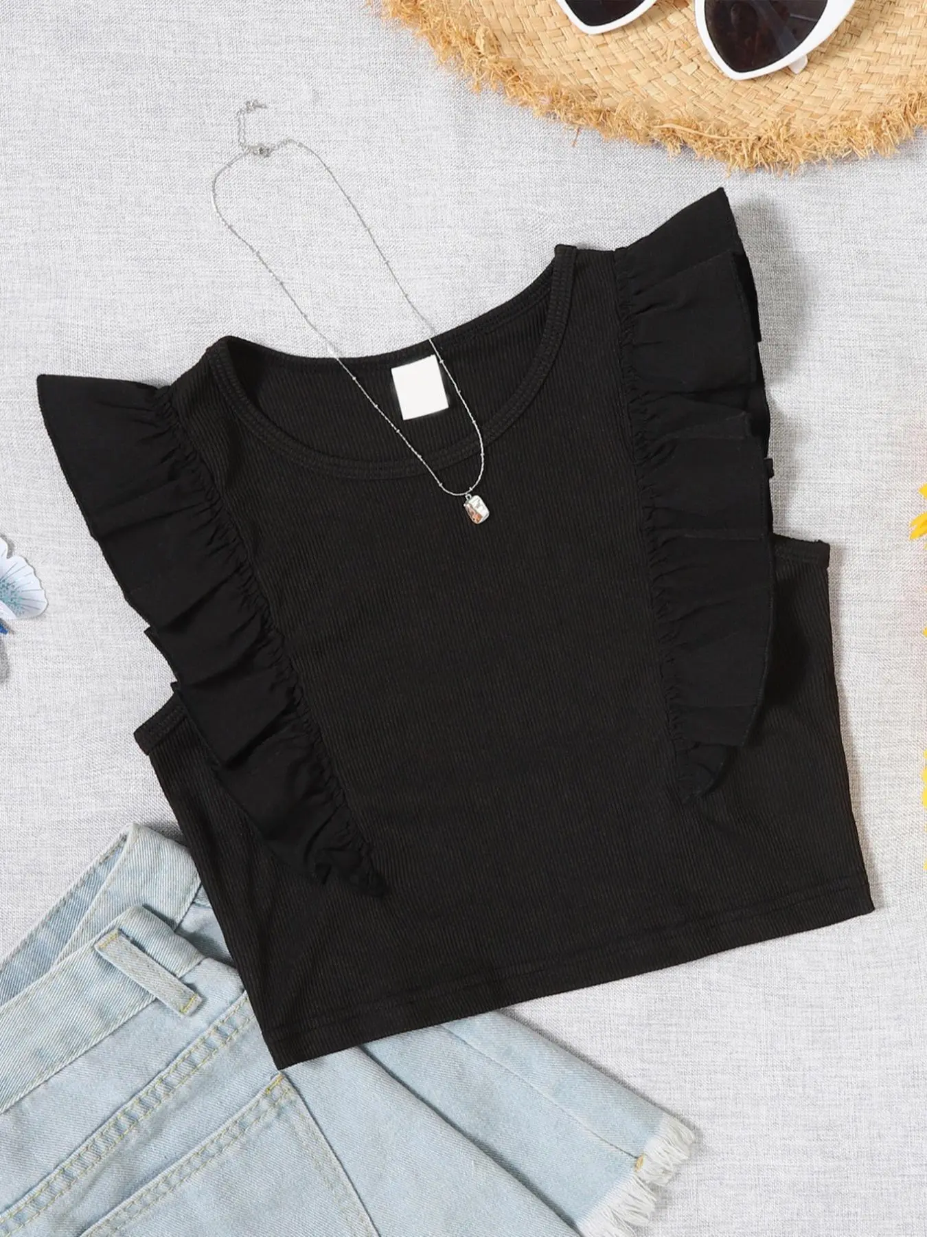 Girl's Trendy Plain Ruffle Hem Round Neck Tank Top, Casual Cute Fashion Summer Clothes Sleeveless Top for Summer, Kids Clothes for Daily Wear, Holiday Outfits