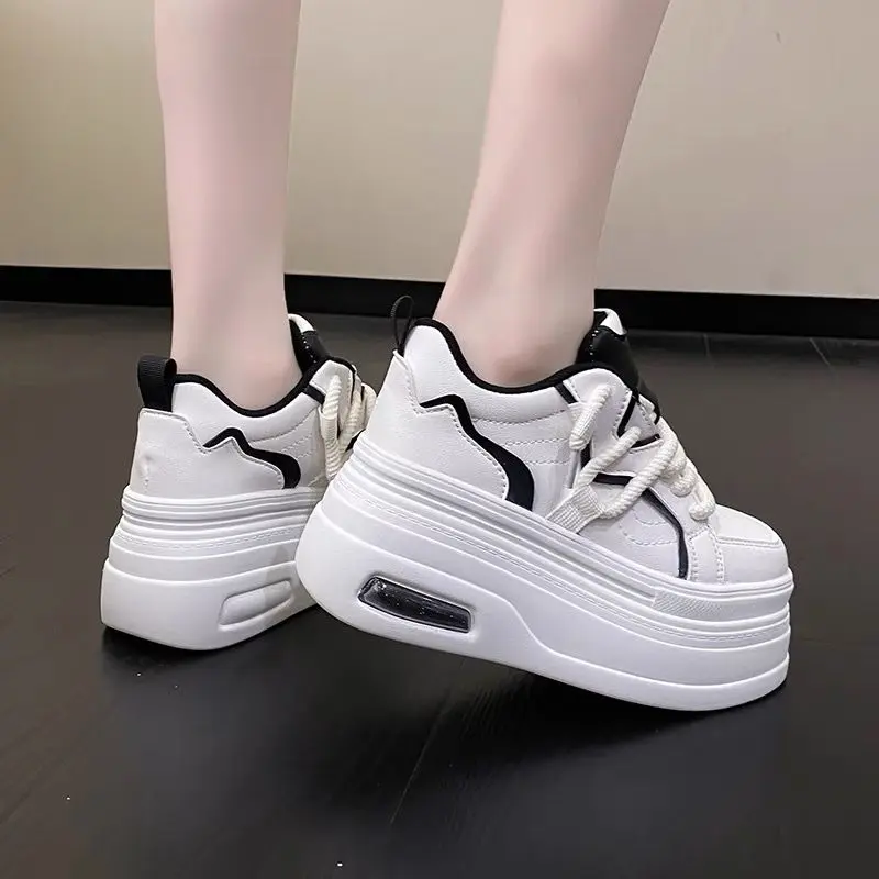 White Shoes for Women 2024 New Platform All-Matching Platform Shoes Height Increasing Leisure Board Shoes
