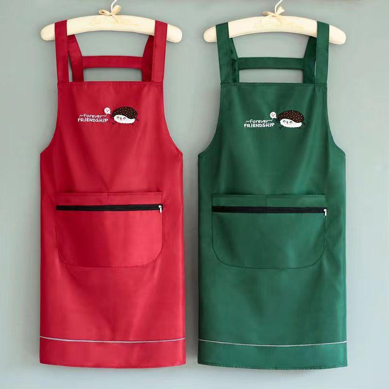 Product Introduction of Waterproof Oilproof Apron with Zipper Home Kitchen Apron Large Pocket Fashion Abrasion Resistant Workwear 1