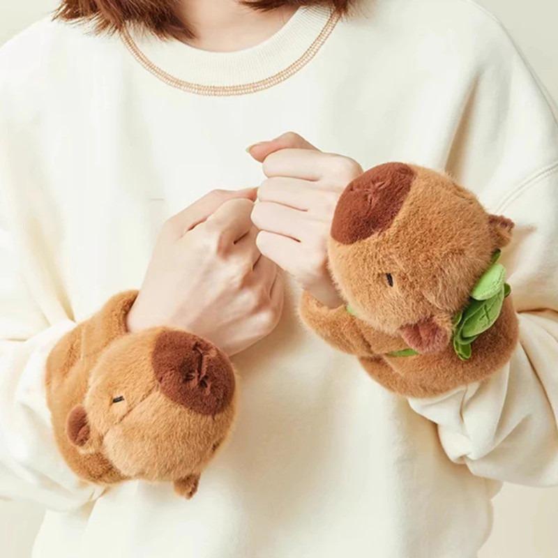 PERFECT Boneka Kapybara / Mainan Capybara Mainan / Elang Mewah Simulasi Boneka Gelang Lingkaran Snap / Liontin Lucu Hadiah Ulang Tahun Kirim Pacar Dolls mr diy