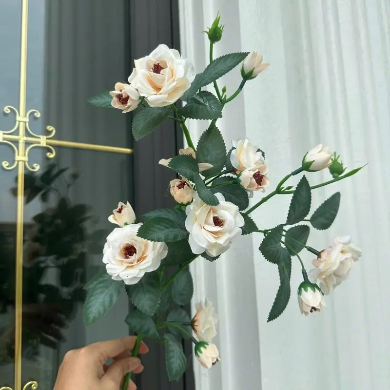 Cành hồng ngoại Rose chất liệu vải chiều cao 70cm gồm  6 hoa 10 nụ trang trí Decro siêu đẹp 6