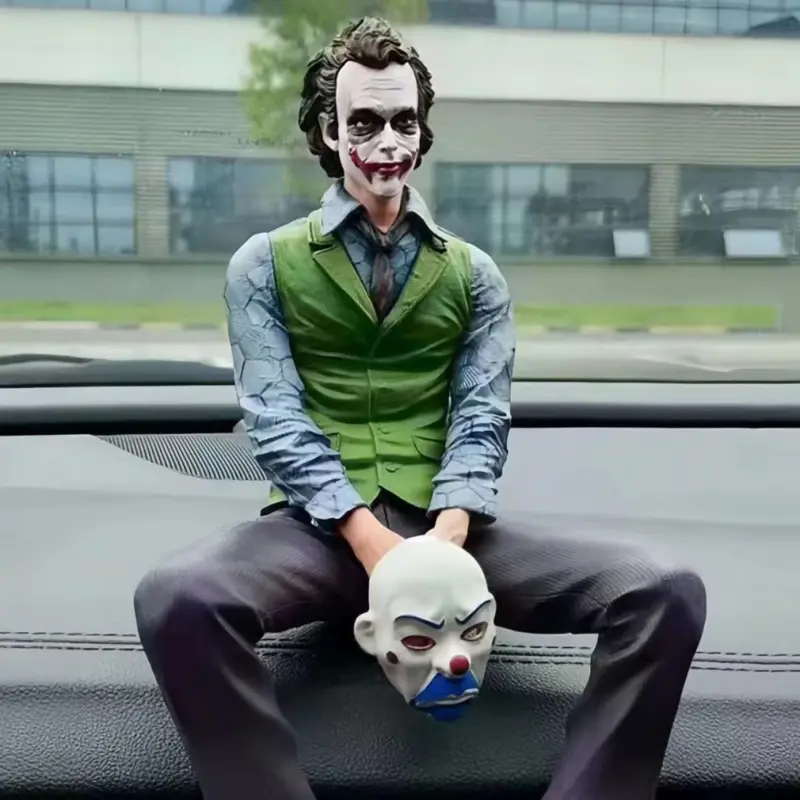 Mô hình nhân vật Joker gắn xe siêu nét bản lớn 24cm kèm miếng dán xe - GaGaMoHinh 7
