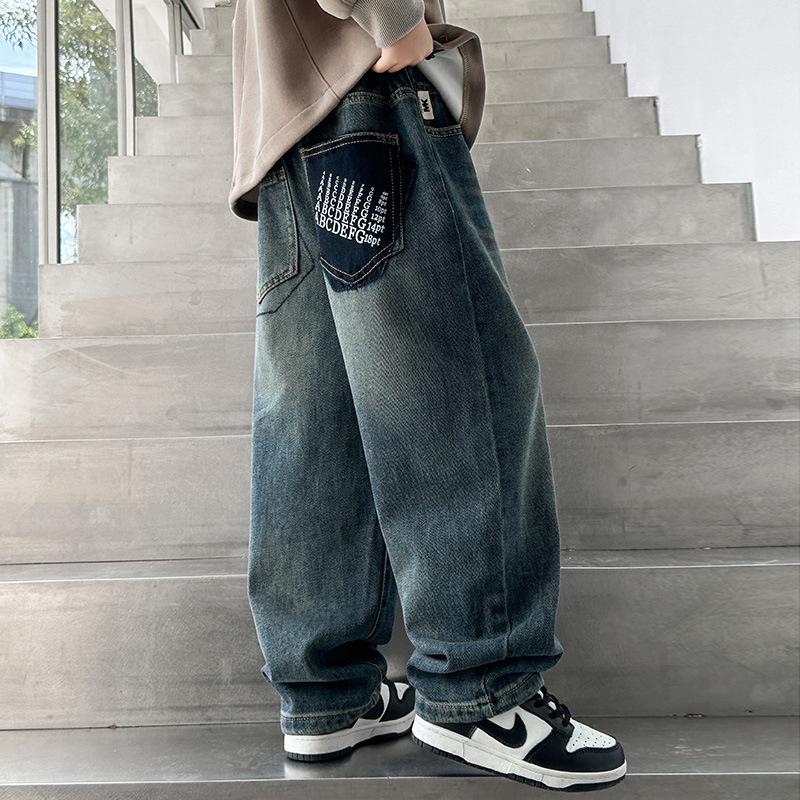 Product Introduction of Quần Jean Xuông Hiphop Túi Dây và AG Sau Túi Cho Bé - Dòng Sản Phẩm Mới Nhất, Đen/Xanh, Sz10-15 quan  ring trai 46ki 16