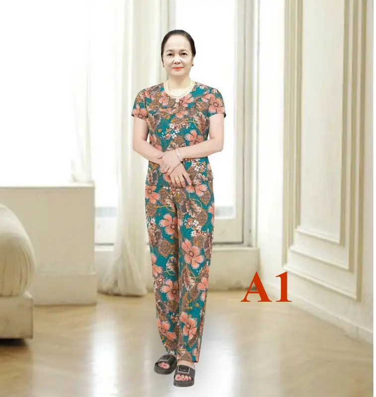 Bộ tay lỡ - cộc quần dài cho bà cho mẹ vải cát lụa hàn châu Nữ 3