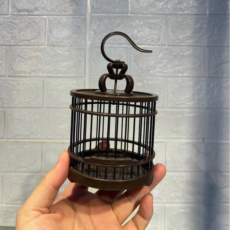 Lồng ép bổi mini cho chim hút mật sâu khuyên ốc mít bằng nhựa tặng kèm 2 cóng đi kèm có áo lồng