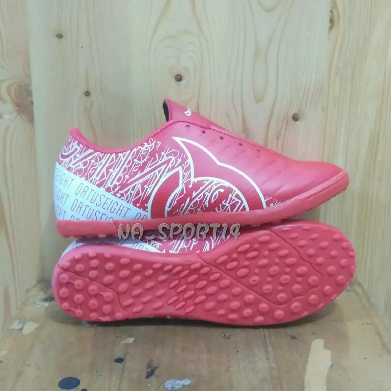 Sepatu Futsal Anak Cyper 6