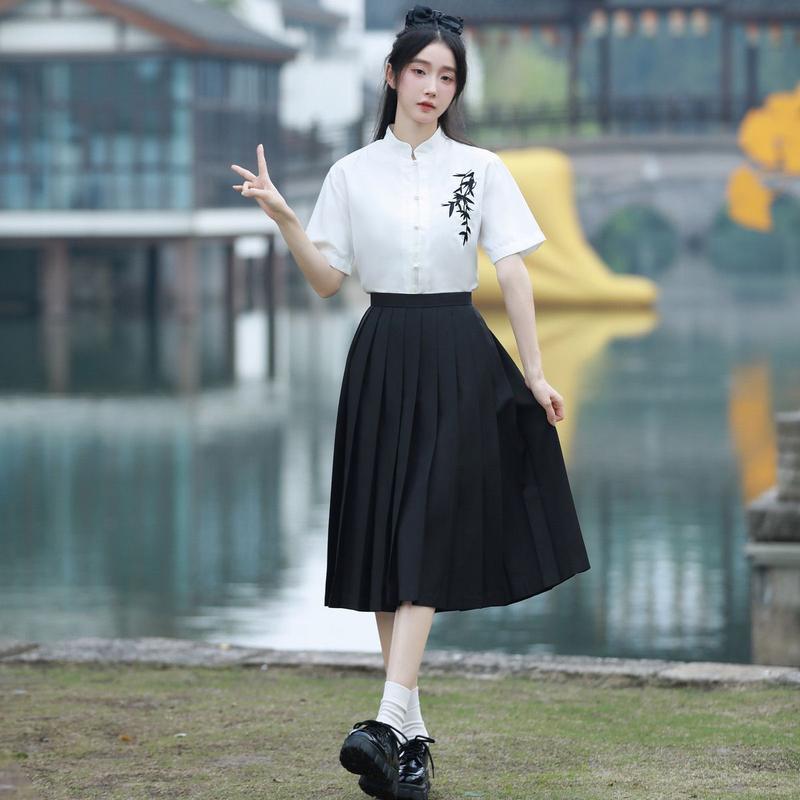 Product Introduction of Elegant Chinese Hanfu Outfit Set for Teens - Poetry Recital, School Sports Day, Graduation Choir Performance |     Traditional Costume for Middle High School Students 29