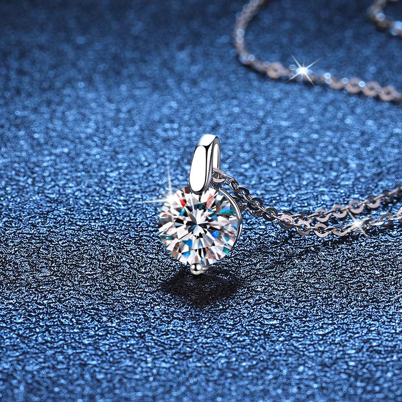 XL77  S925 Sterling Silver Pendant Clavicle Chain Diamond Necklace Classic Simple 1 Karat D Color Moissanite Items ဘယက်  ဆွဲကြိုး925 jew erly tsavorite moissanite fine  jewelry promise  ring diamond  ring promise  ring atta  jewelry silver  925 2