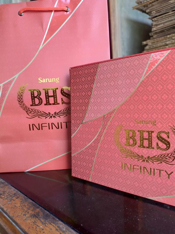 Sarung BHS Excellent gold silver 7