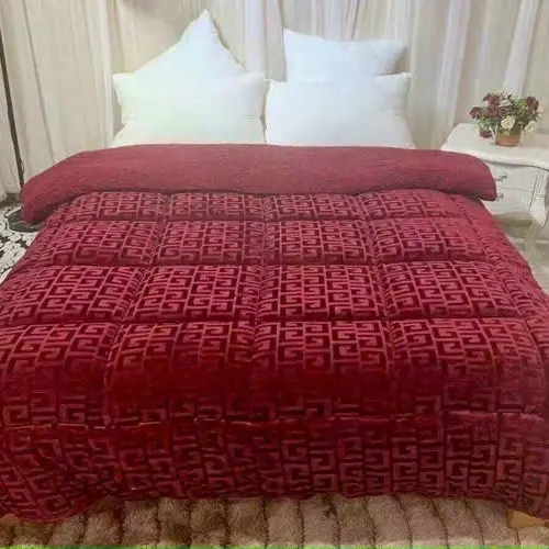 Chăn Chữ Vạn lông cừu ấm áp kích thước 2mx2m2 nặng trên 3kg chăn  trần chăn  lông chan  long chan  long coco
