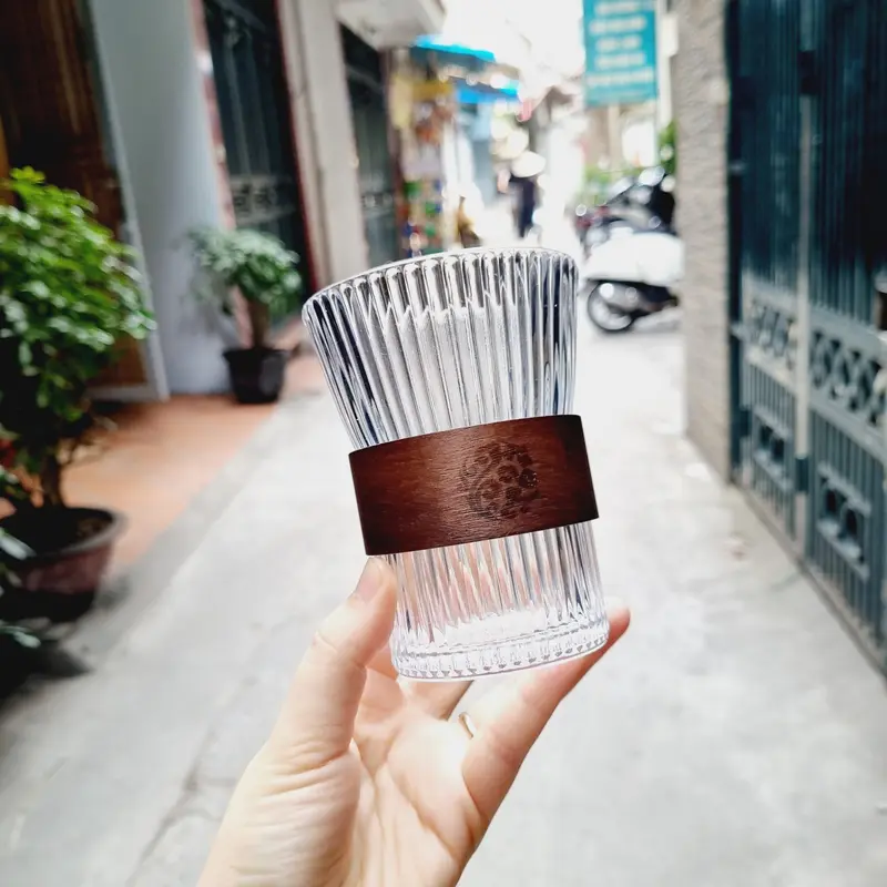 Ly thủy tinh vòng gỗ, miệng loe thiết kế độc đáo, mới lạ- Cốc thủy tinh uống trà, cafe, decor quán 8