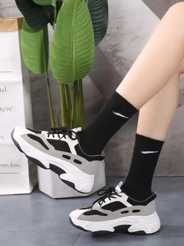Women's Mid-calf Socks, Casual Comfy Breathable Socks for Daily Wear, Women's Socks for All Seasons 7
