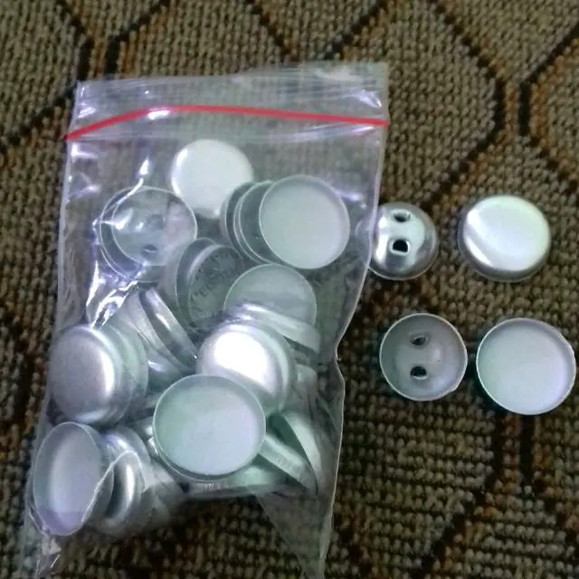 Alat pasang kancing Bungkus 1