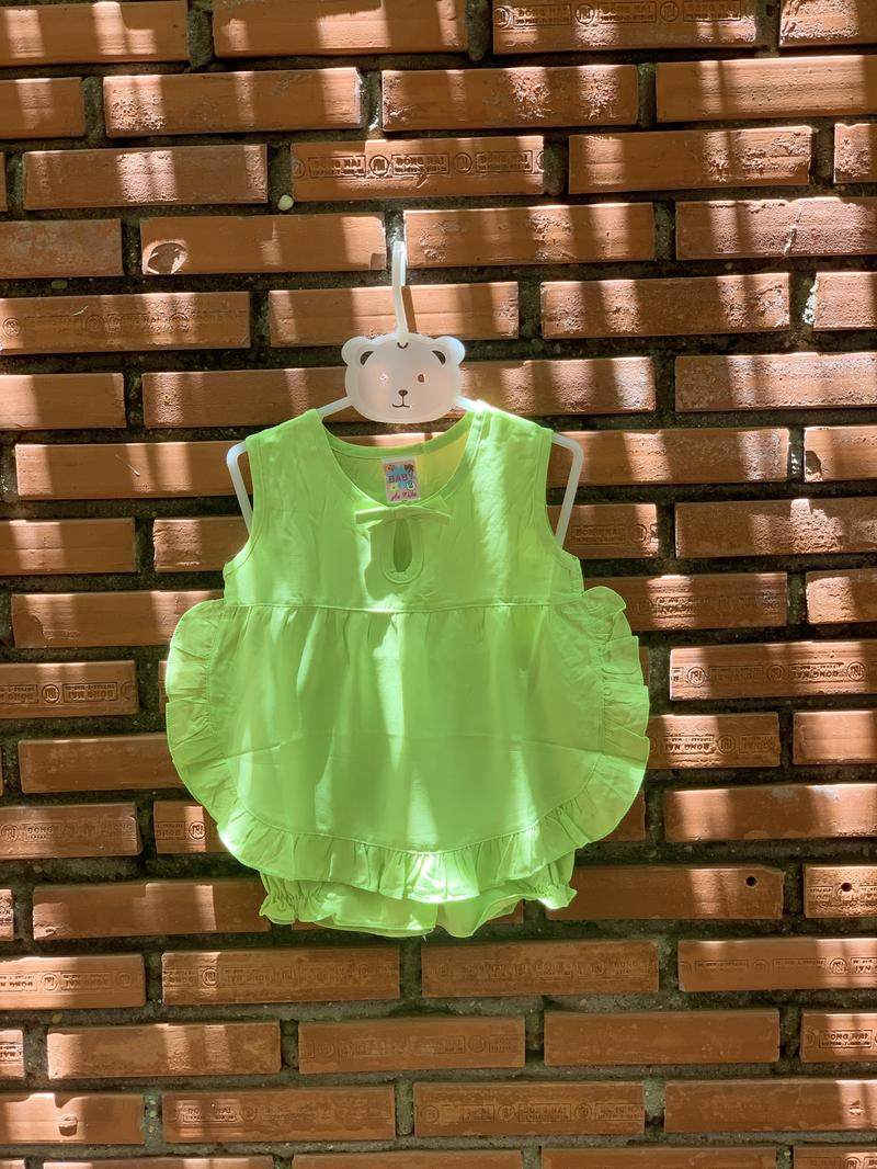 Product Introduction of Bộ đồ tole lanh mặc ở nhà mát mẻ xinh xắn cho bé gái size 5-14kg- màu trơn 24