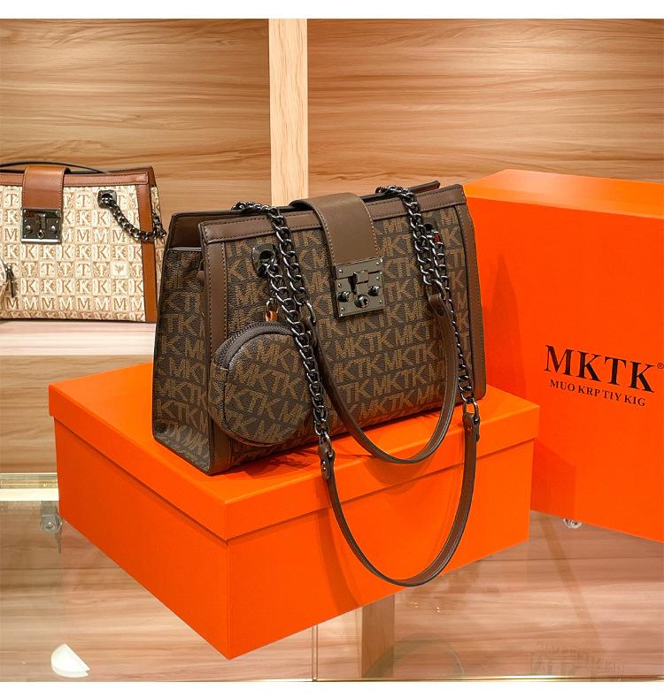 Product Introduction of Senior Sentong Qin Tote Big Bag 2023 New Fashion Large Capacity Versatile Chain Bag Women's Shoulder Messenger Bag 8